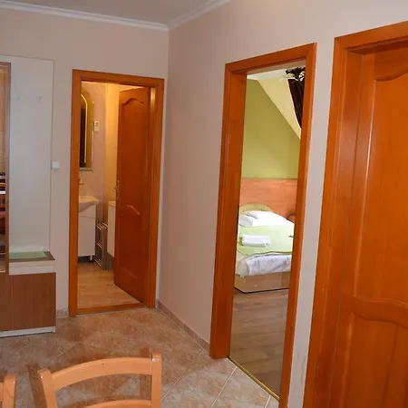 Natural Panzio Bed & Breakfast 3*