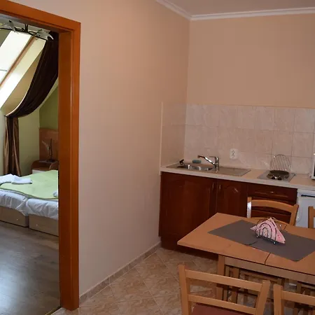 Natural Panzio Bed & Breakfast
