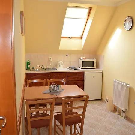 Bed & Breakfast Natural Panzio Ráb