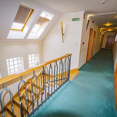 Natural Panzio فندق مبيت وإفطار 3*