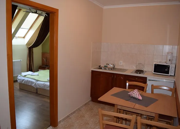 Natural Panzio Bed & Breakfast