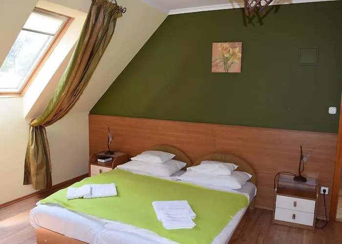 Bed & Breakfast Natural Panzio 3*